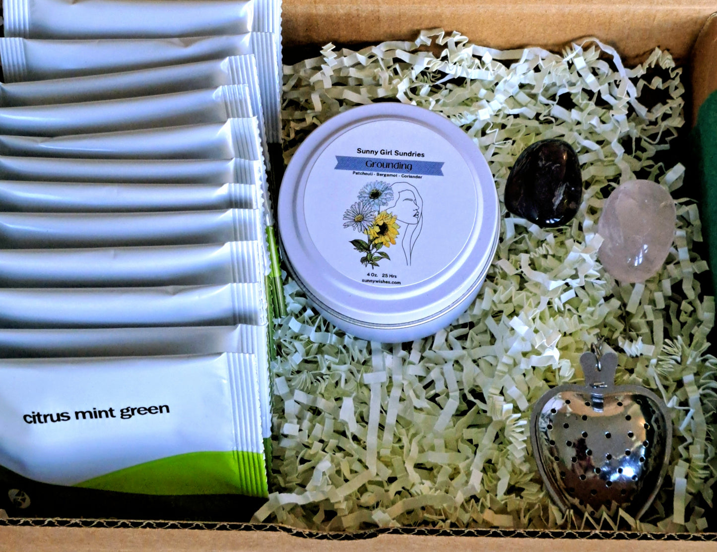 Green tea, Scented Soy Candle, Smokey Quartz and Rose Quartz Healing Crystals, Tea Steeper