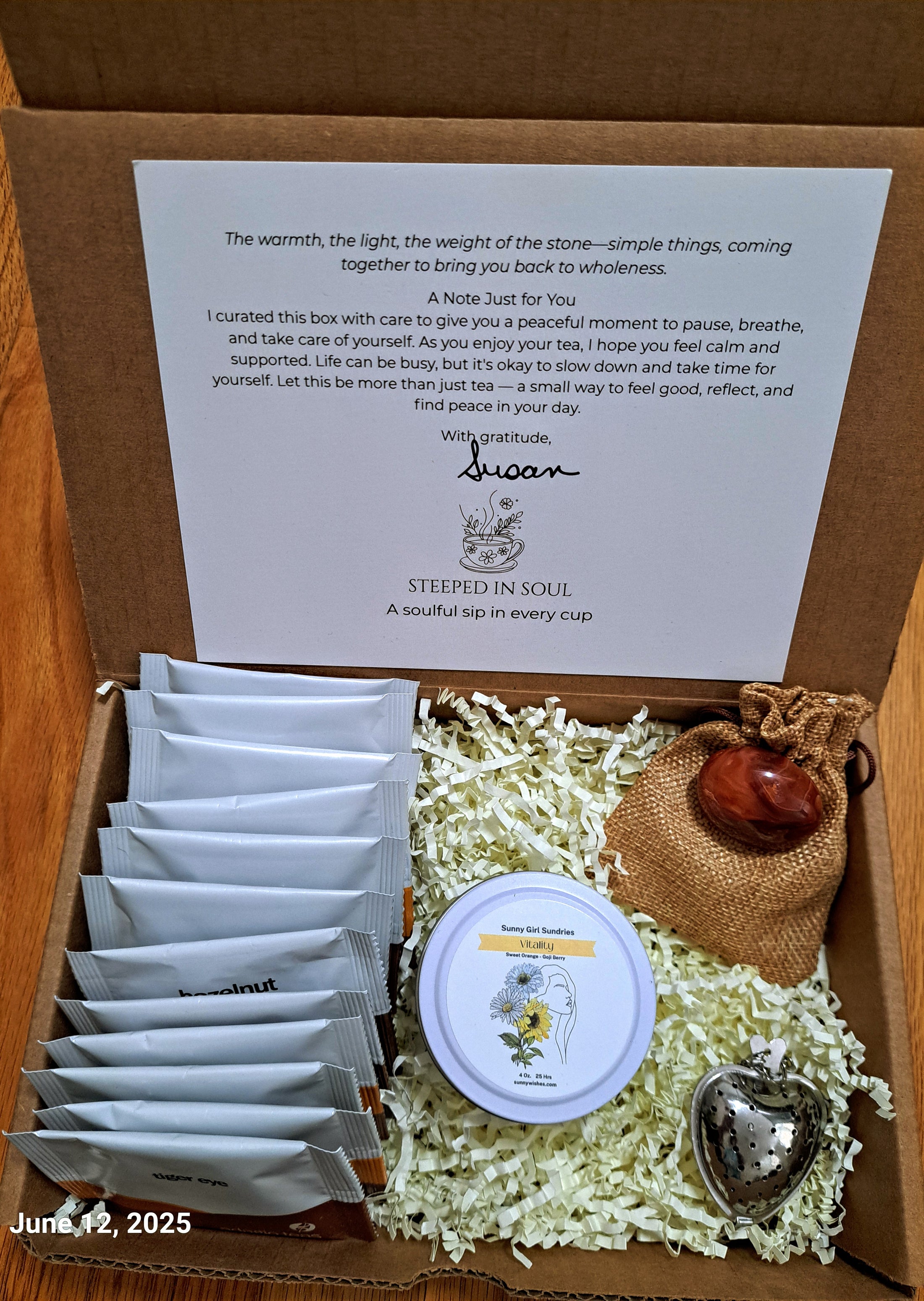 Vitality Gift Box | Uplifting Tea Ritual for Energy & Joy – Steeped in Soul